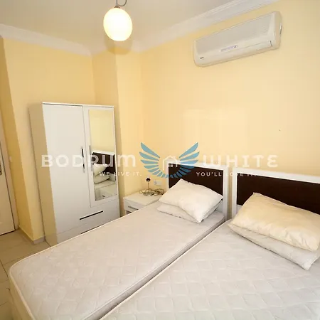 펜션 Bodrum Tq 2 Bedroom Lakeview Holiday Homes D21 *